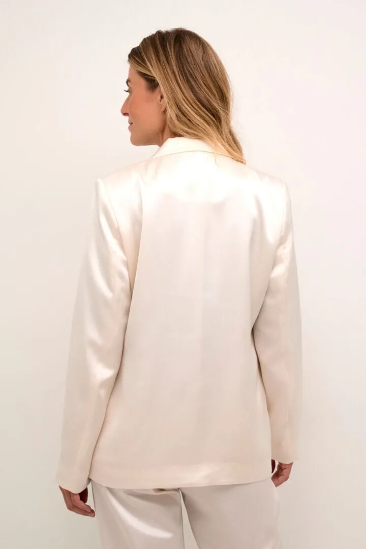 CREAM LONG SLEEVE SATIN BLAZER